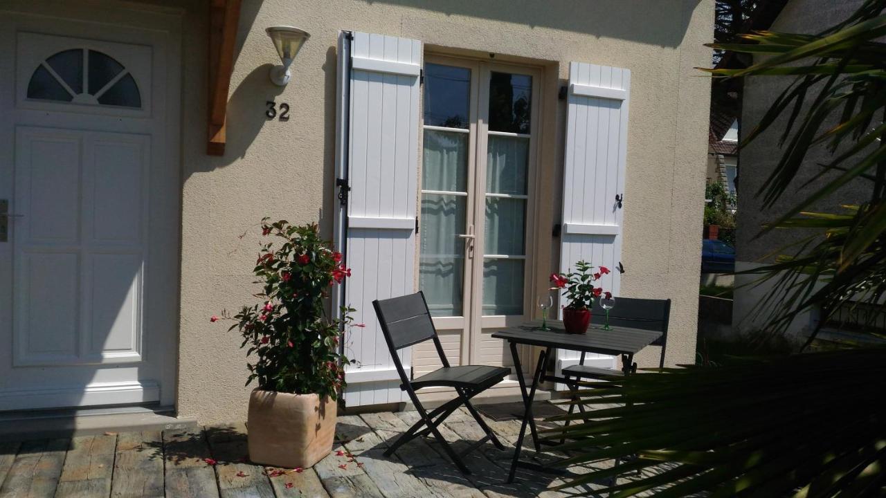 Appart hôtel STUDIHOTEL Palaiseau Plateau Saclay Bagian luar foto