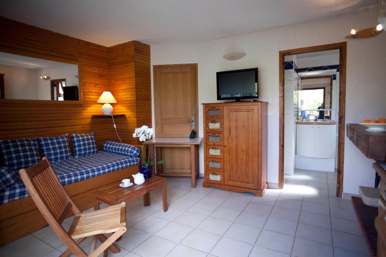 Appart hôtel STUDIHOTEL Palaiseau Plateau Saclay Bagian luar foto