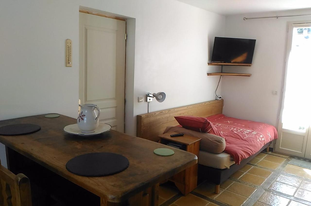 Appart hôtel STUDIHOTEL Palaiseau Plateau Saclay Bagian luar foto