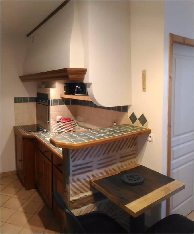 Appart hôtel STUDIHOTEL Palaiseau Plateau Saclay Bagian luar foto